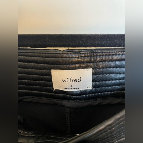 Wilfred by Aritzia Funk Vegan Leather Pants Size 4 - Picture 8 of 12
